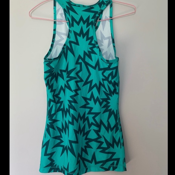 Nike Dri-Fit Lightly Ribbed Tank - Picture 2 of 4